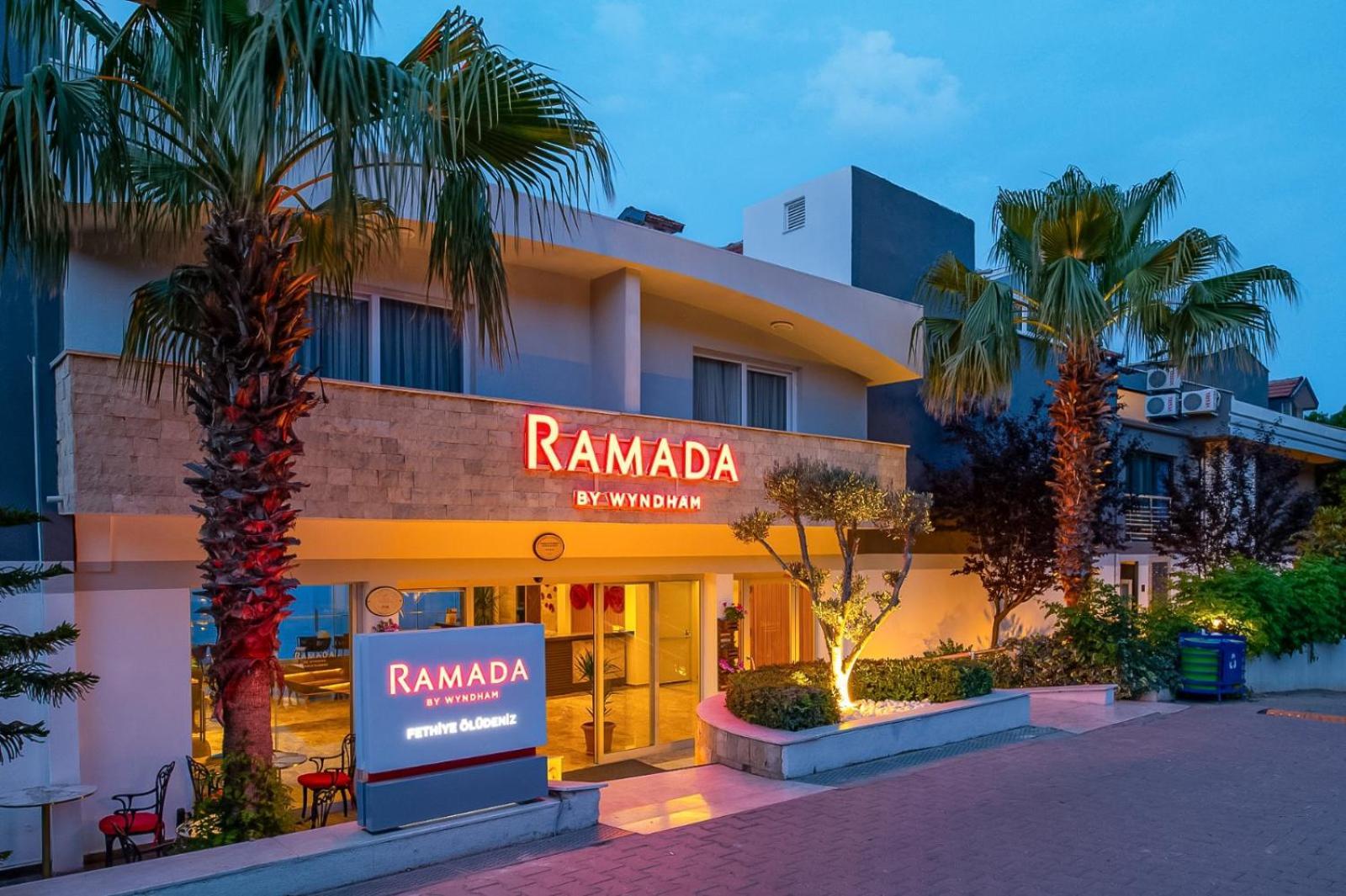 Готель Ramada By Wyndham Fethiye Oludeniz Adult Only Екстер'єр фото