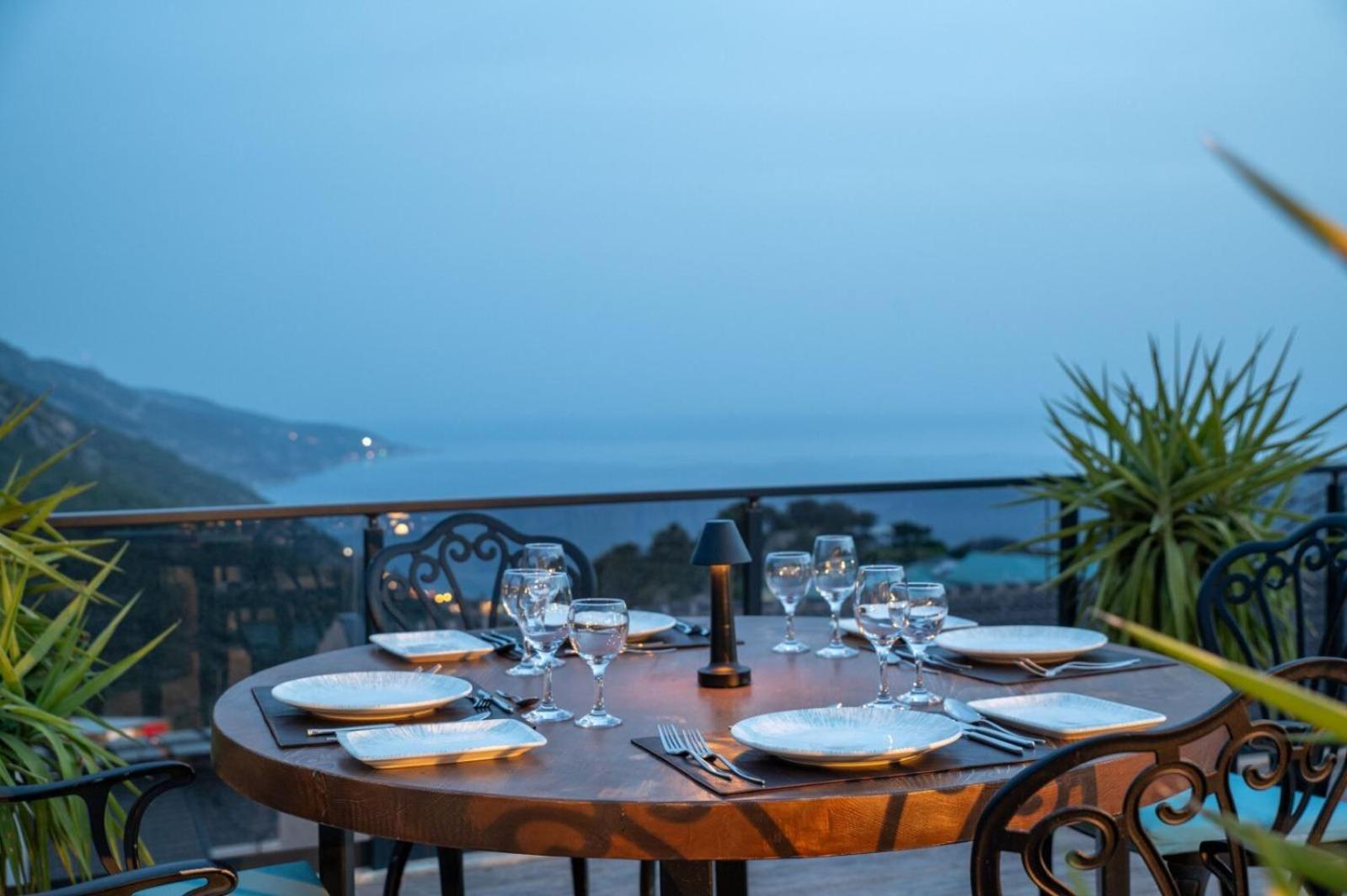 Готель Ramada By Wyndham Fethiye Oludeniz Adult Only Екстер'єр фото