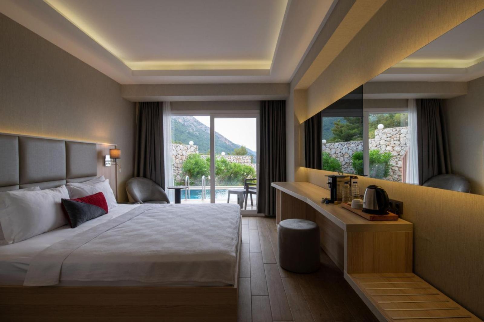 Готель Ramada By Wyndham Fethiye Oludeniz Adult Only Екстер'єр фото