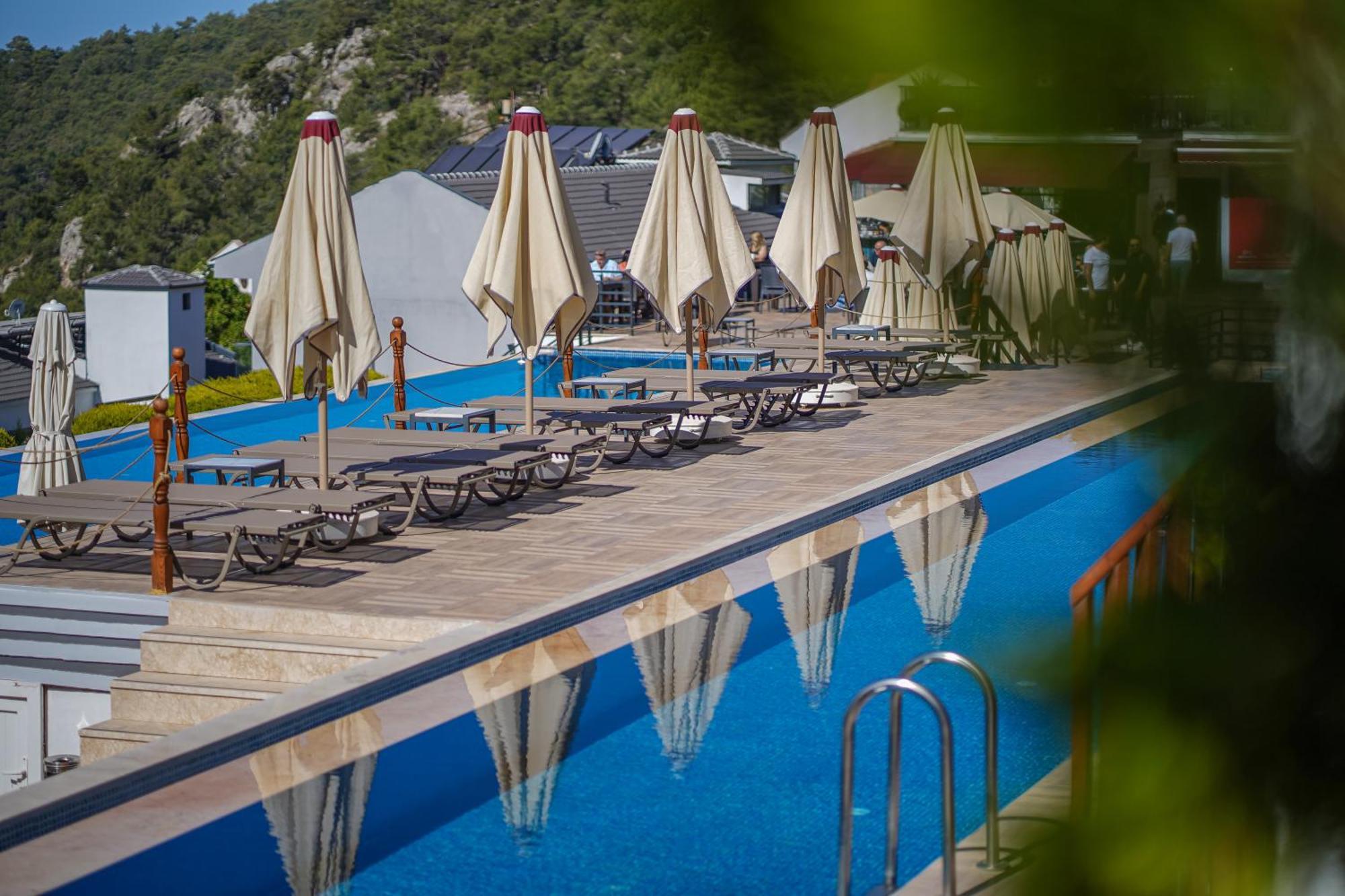 Готель Ramada By Wyndham Fethiye Oludeniz Adult Only Екстер'єр фото