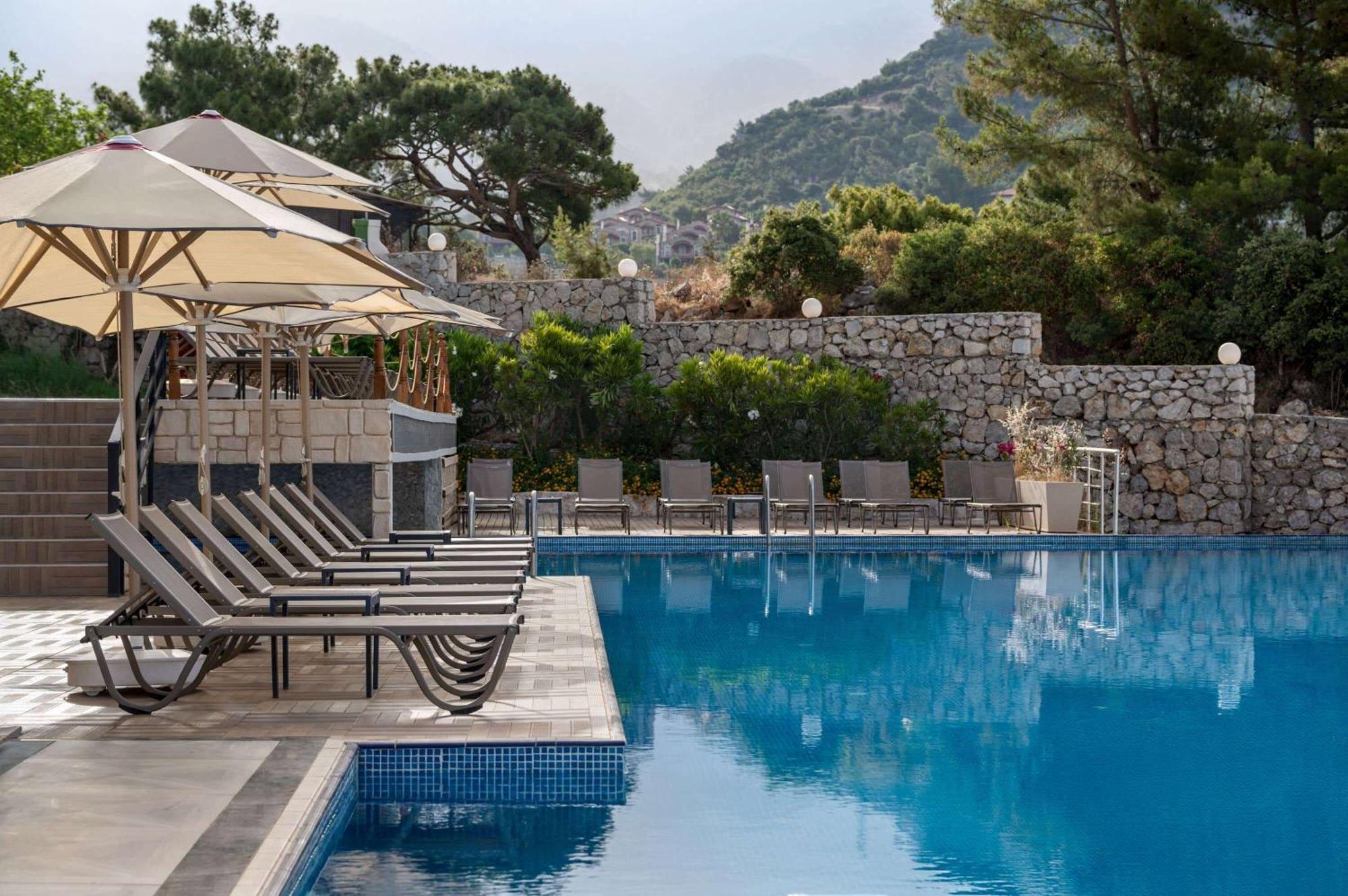 Готель Ramada By Wyndham Fethiye Oludeniz Adult Only Екстер'єр фото