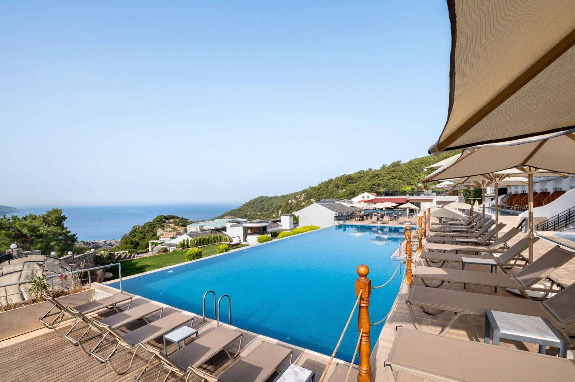 Готель Ramada By Wyndham Fethiye Oludeniz Adult Only Екстер'єр фото