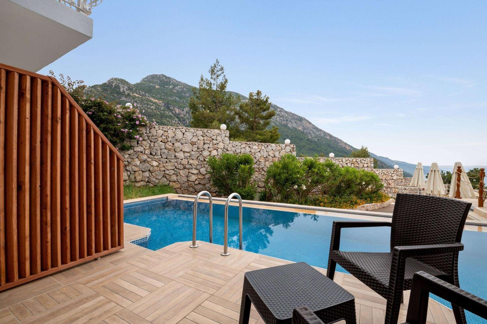Готель Ramada By Wyndham Fethiye Oludeniz Adult Only Екстер'єр фото